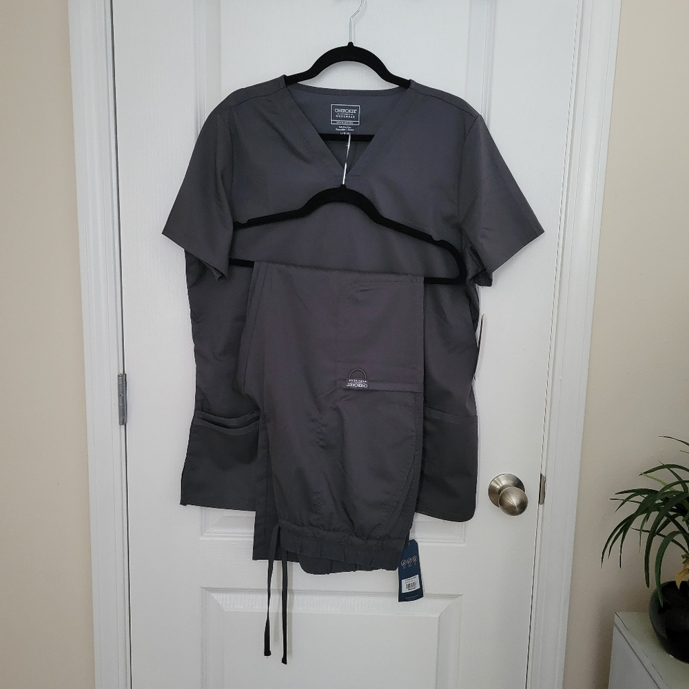 NWT Large Cherokee Grey Scrub Set